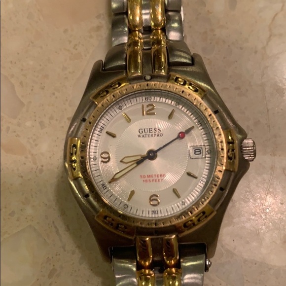 Guess vintage watch main image 3